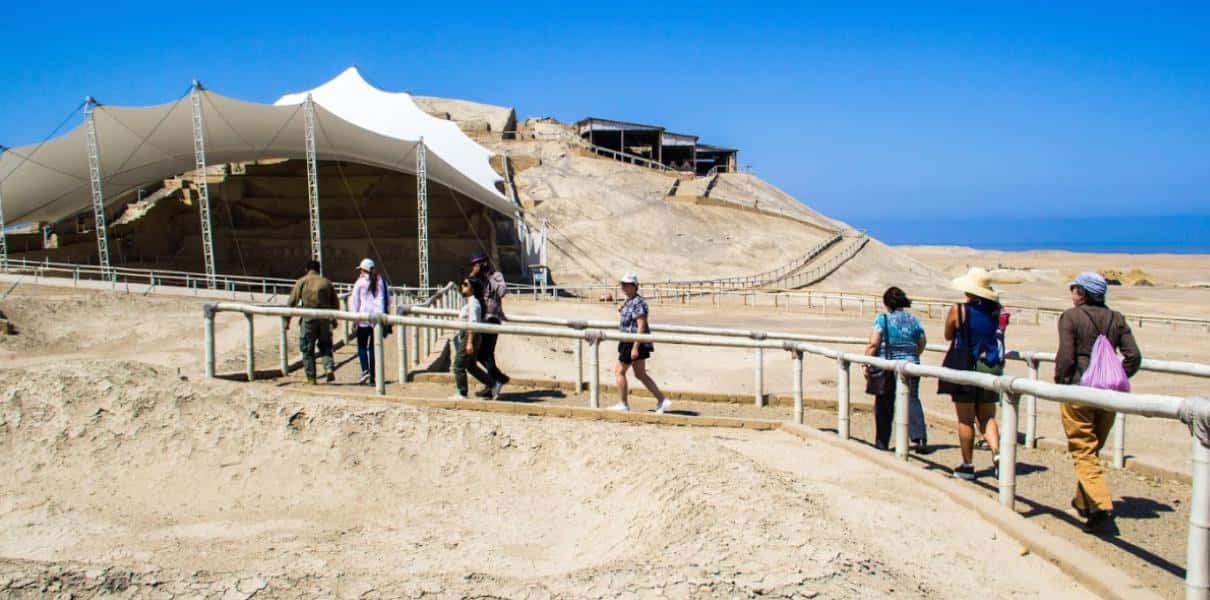 ¿Qué actividades se realizaban en la Huaca Cao Viejo?