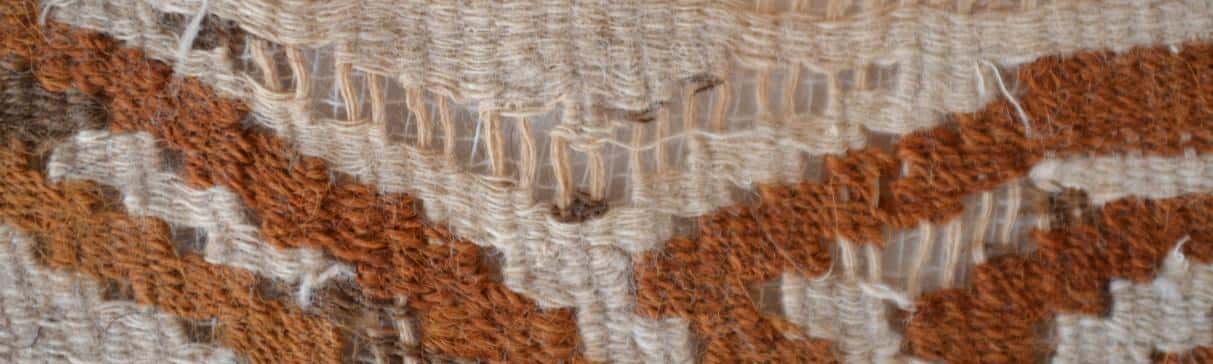 The slotted tapestry, a Pre-Hispanic Moche weaving technique that survives to this day