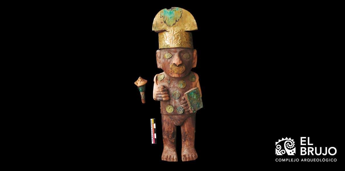 tallado-en-madera-tumi